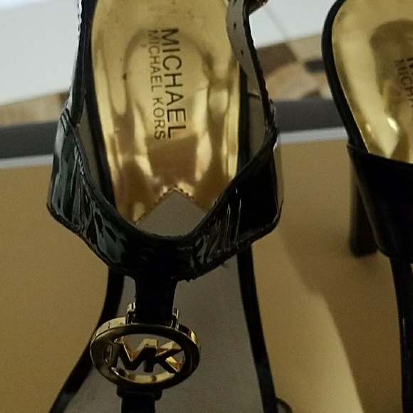 Michael Kors Patent Platform - Picture 4 of 4